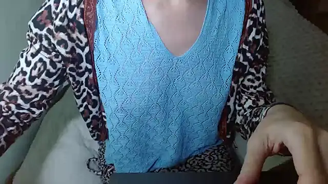 Snapshot of LorraineOSun chatting on February 2, 2026, 6:07 pm LorraineOSun online show from February 2, 2026, 6:07 pm