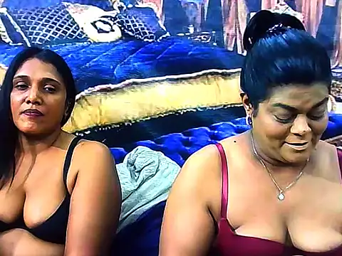 Snapshot of IndianSexyLady4u chatting on November 16, 2025, 7:02 am IndianSexyLady4u online show from November 16, 2025, 7:02 am