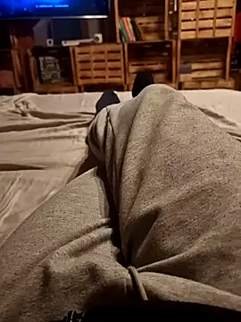 Horny mummy online show from March 3, 2026, 6:04 pm