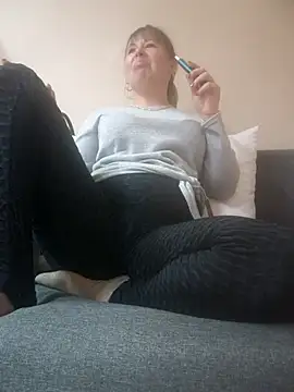 ladymon 63 online show from February 11, 2026, 5:57 pm