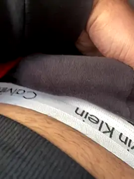 Snapshot of raptozan chatting on September 9, 2025, 11:30 am raptozan online show from September 9, 2025, 11:30 am