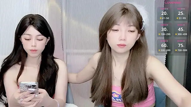 Janisa  PZ online show from November 7, 2025, 12:42 pm