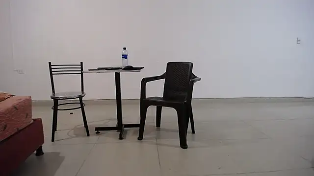 yohacriss online show from October 27, 2025, 3:18 am