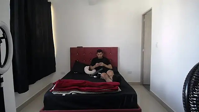 yohacriss online show from November 23, 2025, 1:32 pm