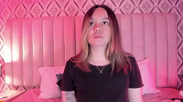 Sky Junne online show from March 8, 2026, 5:16 pm