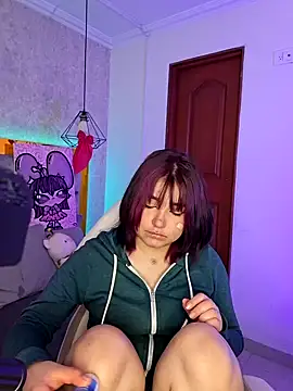 Snapshot of sophiievv chatting on December 19, 2025, 6:43 pm sophiievv online show from December 19, 2025, 6:43 pm