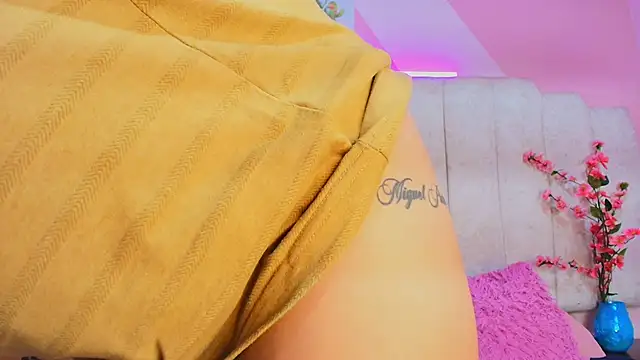 Snapshot of Emma_Carteer chatting on September 13, 2025, 11:38 pm Emma Carteer online show from September 13, 2025, 11:38 pm