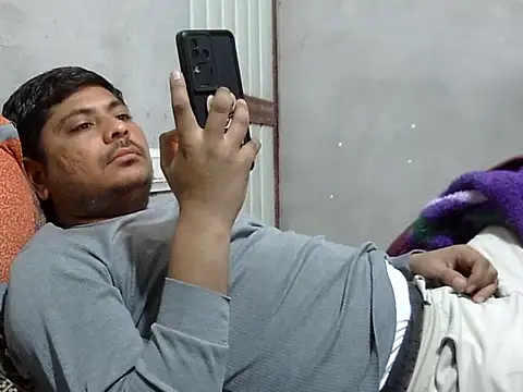 Ajmersingh335512 online show from February 19, 2026, 3:20 pm