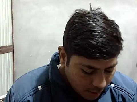 Ajmersingh335512 online show from December 20, 2025, 2:20 pm