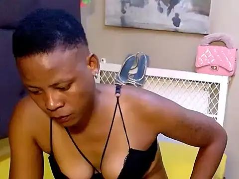 Snapshot of Kudziy chatting on November 11, 2025, 6:14 pm Kudziy online show from November 11, 2025, 6:14 pm