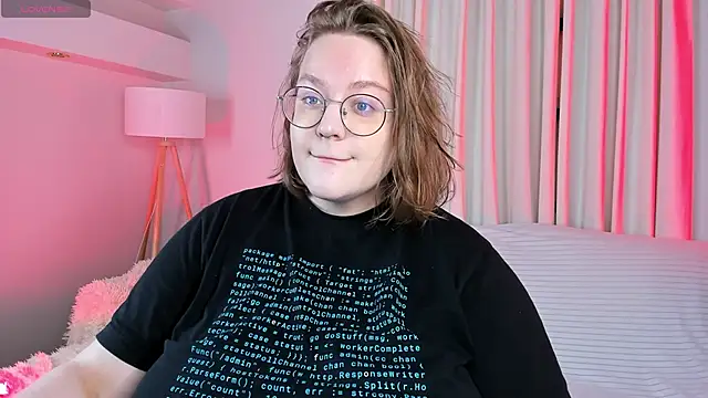 Snapshot of Alissa_S chatting on November 2, 2025, 12:54 pm Alissa S online show from November 2, 2025, 12:54 pm