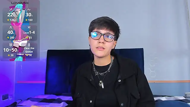 Snapshot of Tsuki_Maru chatting on December 15, 2025, 4:18 am Tsuki Maru online show from December 15, 2025, 4:18 am