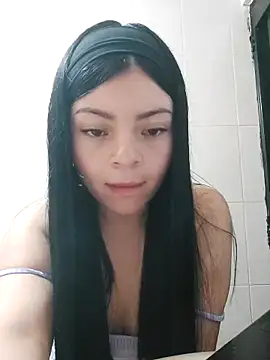 Snapshot of LunaJacobs chatting on November 25, 2025, 11:37 pm LunaJacobs online show from November 25, 2025, 11:37 pm