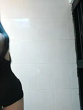 Snapshot of LunaJacobs chatting on September 16, 2025, 5:03 pm LunaJacobs online show from September 16, 2025, 5:03 pm