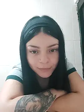 Snapshot of LunaJacobs chatting on November 13, 2025, 10:57 pm LunaJacobs online show from November 13, 2025, 10:57 pm