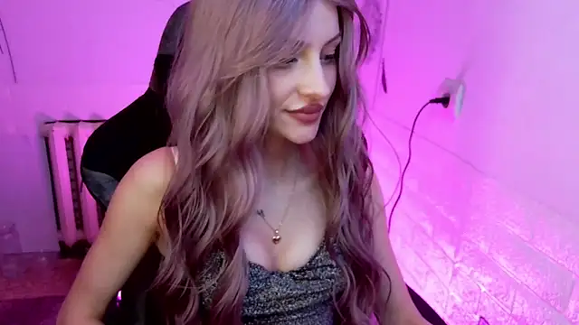 girlfriend night17 online show from February 24, 2026, 2:01 am