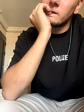 Snapshot of bogerkek chatting on September 14, 2025, 2:06 pm bogerkek online show from September 14, 2025, 2:06 pm