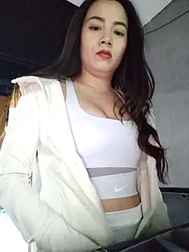 bingxin- online show from October 19, 2025, 3:42 am