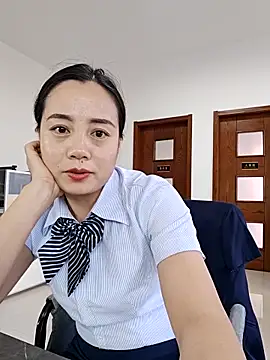 Snapshot of bingxin- chatting on November 21, 2025, 5:50 am bingxin- online show from November 21, 2025, 5:50 am
