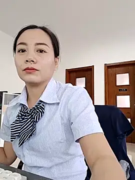Snapshot of bingxin- chatting on October 29, 2025, 2:10 am bingxin- online show from October 29, 2025, 2:10 am