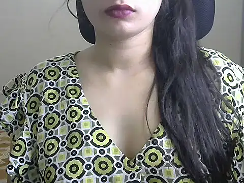 SexyNeylar online show from March 5, 2026, 1:30 pm