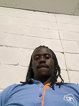 Snapshot of Wuu2now chatting on November 10, 2025, 5:29 pm Wuu2now online show from November 10, 2025, 5:29 pm