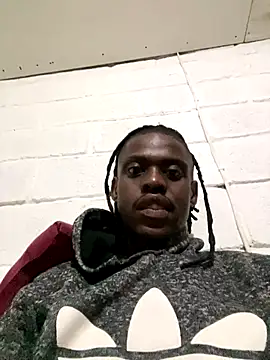 Snapshot of Wuu2now chatting on October 19, 2025, 3:31 am Wuu2now online show from October 19, 2025, 3:31 am