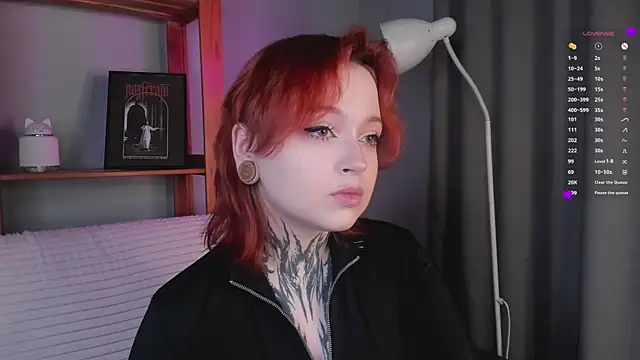 MarnaHarbor online show from December 14, 2025, 11:27 am