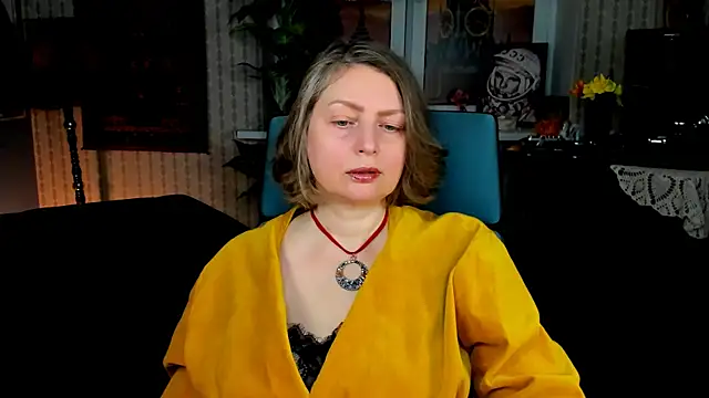 Snapshot of TiffanyBrauny chatting on October 19, 2025, 10:51 am TiffanyBrauny online show from October 19, 2025, 10:51 am