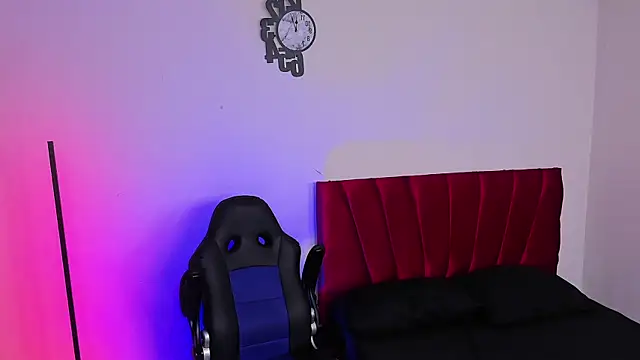 Snapshot of john_mystic chatting on December 23, 2025, 1:27 am john mystic online show from December 23, 2025, 1:27 am