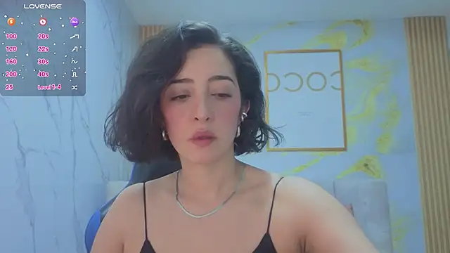 Snapshot of sara_lopez_s chatting on May 24, 2026, 1:33 pm sara lopez s online show from May 24, 2026, 1:33 pm