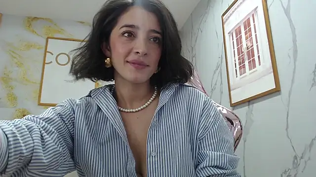 Snapshot of sara_lopez_s chatting on September 16, 2025, 1:45 pm sara lopez s online show from September 16, 2025, 1:45 pm