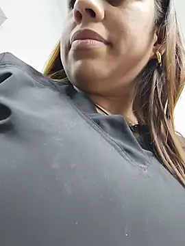 GabyMontenegro online show from February 14, 2026, 2:23 am