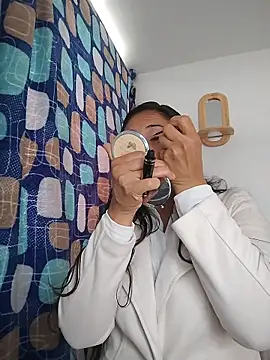 KittyHoleshot87 online show from February 12, 2026, 3:56 pm