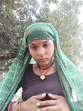 Idhika Jha online show from September 28, 2025, 10:33 am