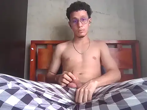 niko  005 online show from March 23, 2026, 9:03 pm