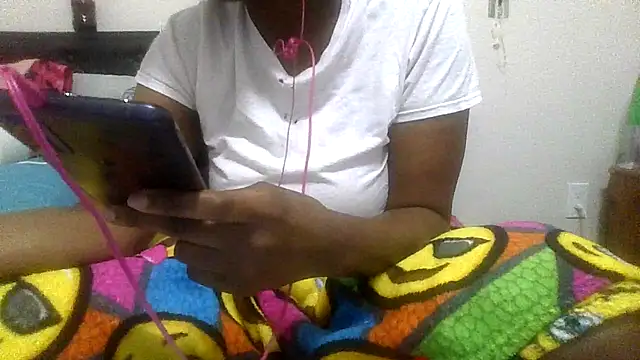 prettymaa online show from July 9, 2026, 5:41 am