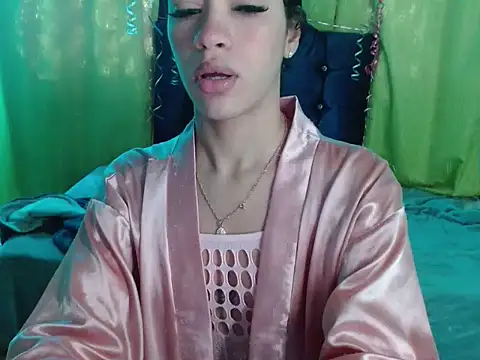 Snapshot of canelasexy_1 chatting on November 15, 2025, 1:37 pm canelasexy 1 online show from November 15, 2025, 1:37 pm