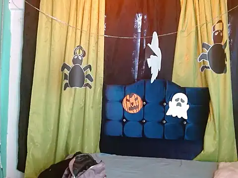 Snapshot of canelasexy_1 chatting on October 30, 2025, 8:17 pm canelasexy 1 online show from October 30, 2025, 8:17 pm