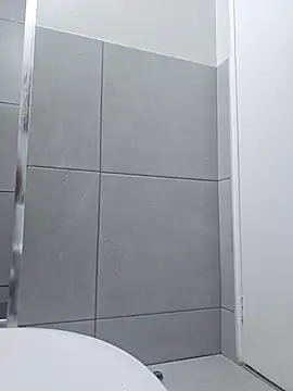 Snapshot of trickyOne chatting on November 24, 2025, 7:58 pm trickyOne online show from November 24, 2025, 7:58 pm