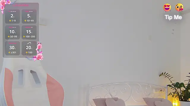 Snapshot of KumiKruz chatting on October 10, 2025, 1:23 pm KumiKruz online show from October 10, 2025, 1:23 pm