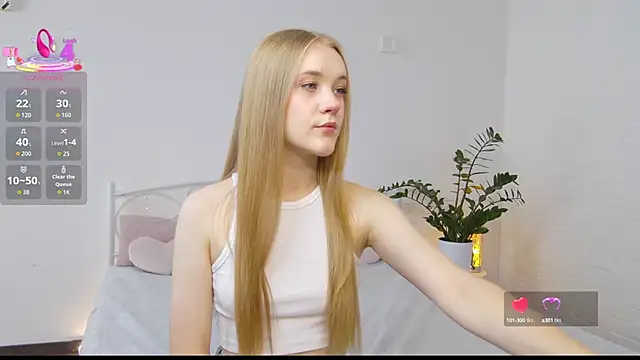 Snapshot of KumiKruz chatting on September 23, 2025, 12:56 pm KumiKruz online show from September 23, 2025, 12:56 pm