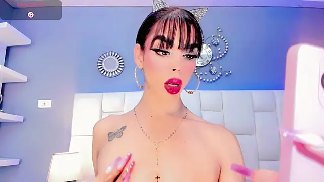 Naughty-sexy-girrl online show from December 4, 2025, 5:34 pm