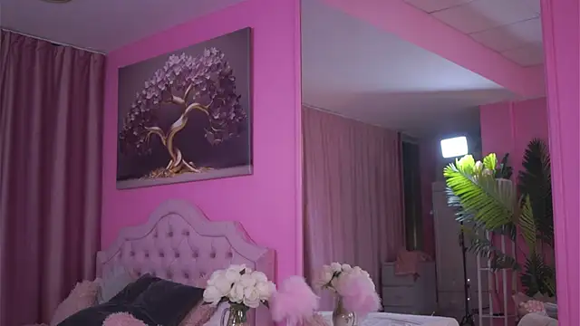 Snapshot of AishaaDevoe chatting on April 8, 2026, 6:42 pm AishaaDevoe online show from April 8, 2026, 6:42 pm