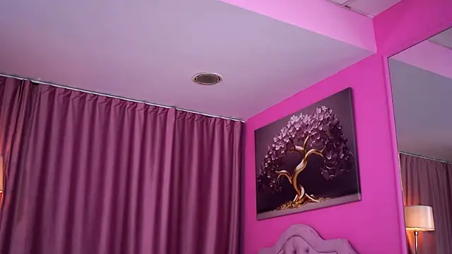 Snapshot of AishaaDevoe chatting on February 22, 2026, 8:10 pm AishaaDevoe online show from February 22, 2026, 8:10 pm