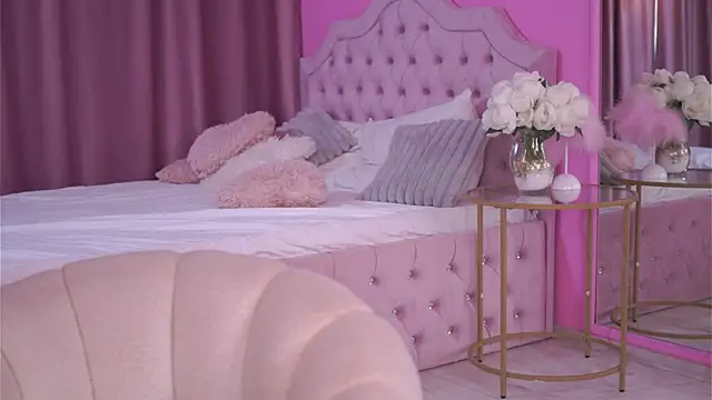 Snapshot of AishaaDevoe chatting on April 15, 2026, 7:58 pm AishaaDevoe online show from April 15, 2026, 7:58 pm