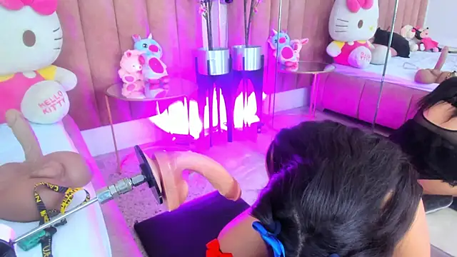 Snapshot of LizzyOlsen chatting on November 20, 2025, 4:57 am LizzyOlsen online show from November 20, 2025, 4:57 am