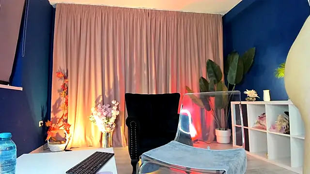 Snapshot of SweetyFit chatting on November 3, 2025, 4:28 am SweetyFit online show from November 3, 2025, 4:28 am