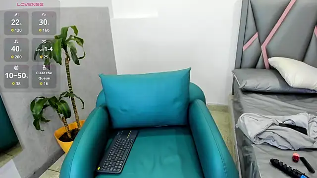 Snapshot of Sofia_villareal chatting on January 8, 2026, 12:22 pm Sofia villareal online show from January 8, 2026, 12:22 pm