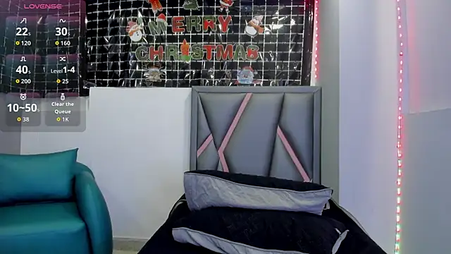 Snapshot of Sofia_villareal chatting on December 4, 2025, 12:15 pm Sofia villareal online show from December 4, 2025, 12:15 pm